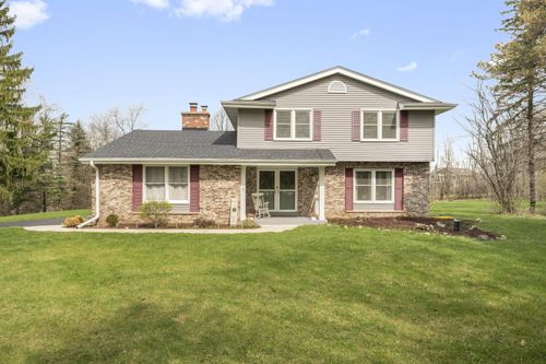 1888 Woodsfield Dr, Richfield, WI, 53076-9626 | Card Image