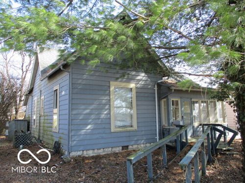 206 N East St, Spencer, IN, 47460-1406 | Card Image