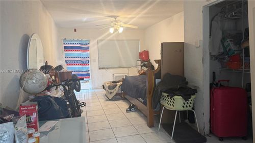 apt-5-549 Meridian Ave, Miami Beach, FL, 33139-6449 | Card Image