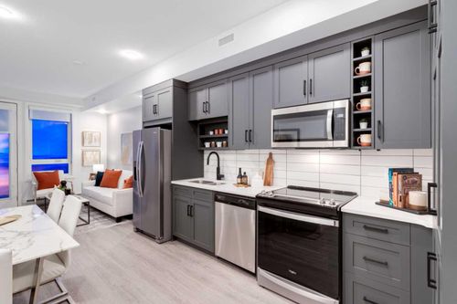 513-3107 Warren Street Nw, Calgary, AB, T3B6N7 | Card Image