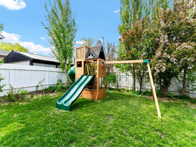 10 Stanfield Pl Se, House other with 4 bedrooms, 4 bathrooms and 2 parking in Medicine Hat AB | Image 46