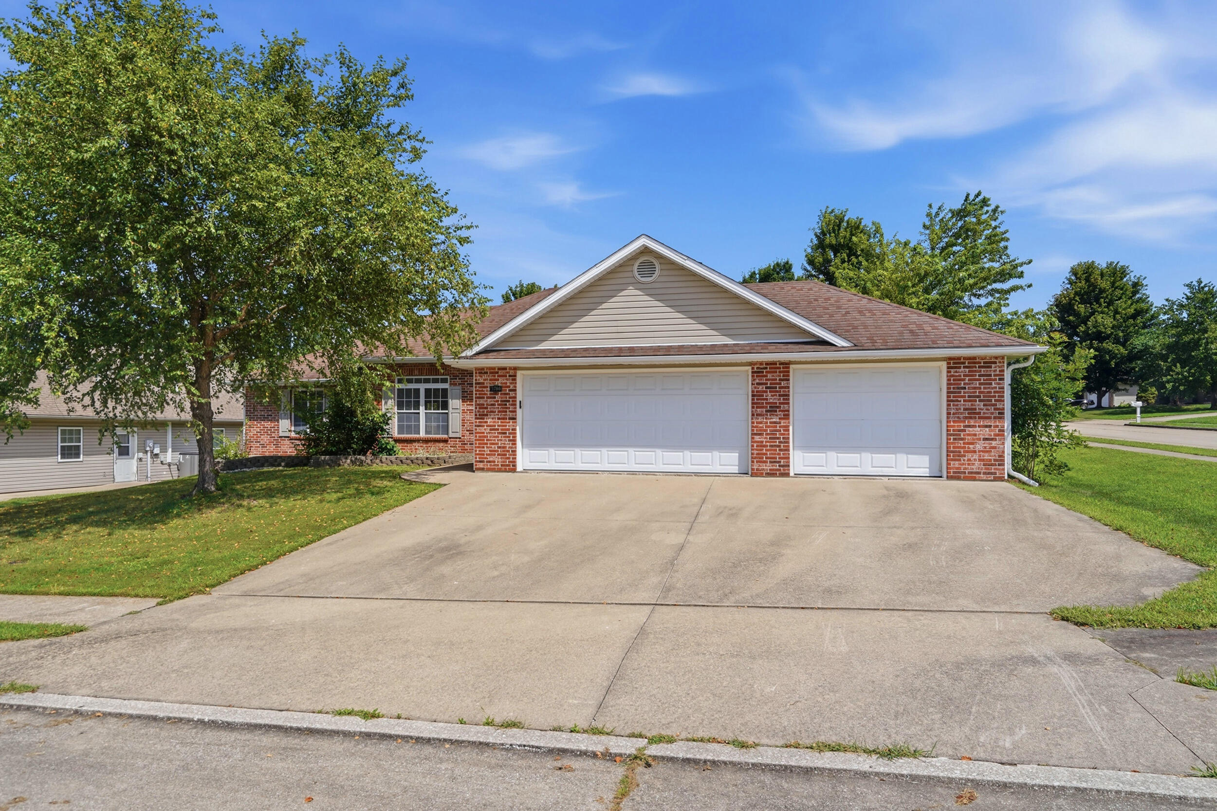 Residential in COLUMBIA 2