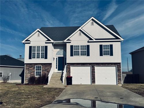 1219 Wildflower Rd, Warrensburg, MO, 64093-9614 | Card Image