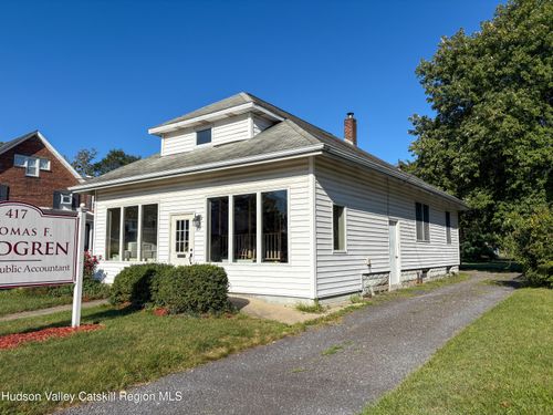 417 Albany Ave, Kingston, NY, 12401-2525 | Card Image