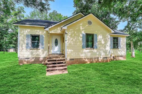 603 Hackamore Rd, Wallis, TX, 77485-9332 | Card Image