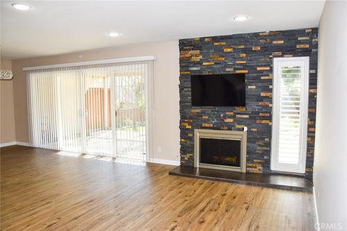 6584 E Paseo Diego, Anaheim, CA, 92807 | Card Image