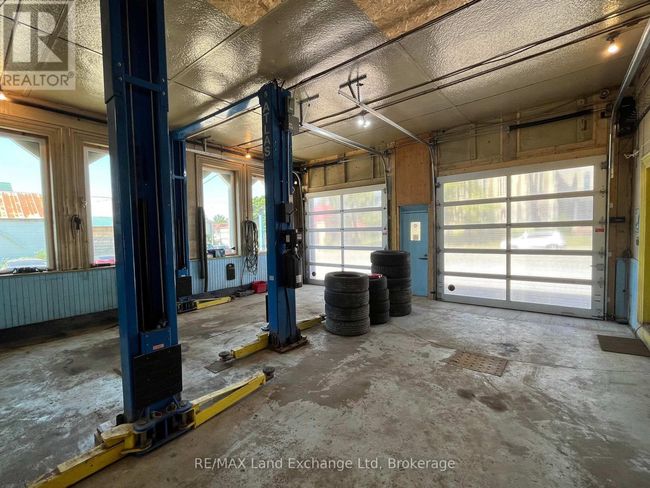 504 Campbell St, Home with 0 bedrooms, 0 bathrooms and null parking in Lucknow ON | Image 17