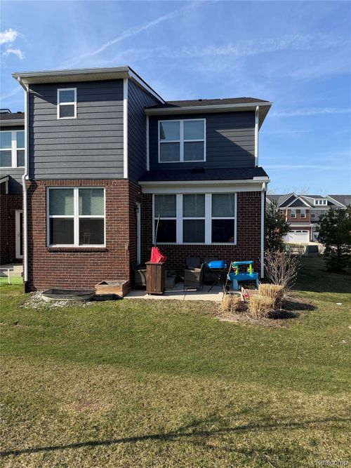 43533 Prospect, Novi, MI, 48375-3030 | Card Image