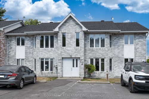 202a-185 Rue Du Comté, Plantagenet, ON, K0B1L0 | Card Image