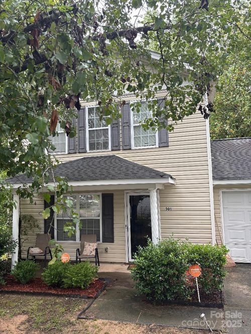 501 Woodington Ln, Charlotte, NC, 28214-0033 | Card Image
