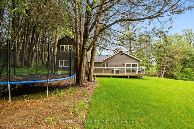 662 Raglan Rd W, House other with 3 bedrooms, 3 bathrooms and 10 parking in Oshawa ON | Image 40