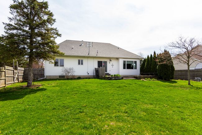305 Mansfield Dr, House other with 3 bedrooms, 3 bathrooms and null parking in Lapeer MI | Image 21