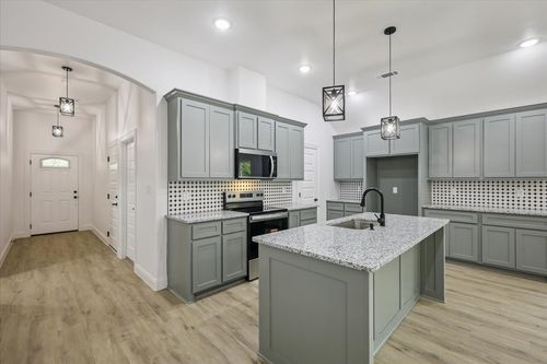 111 N Oak St, Ector, TX, 75439-2401 | Card Image