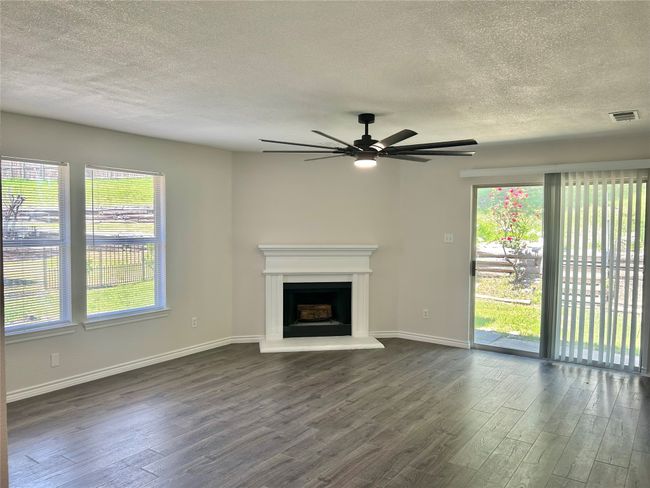 1712 Creekside Ave, House other with 4 bedrooms, 2 bathrooms and null parking in Sherman TX | Image 10