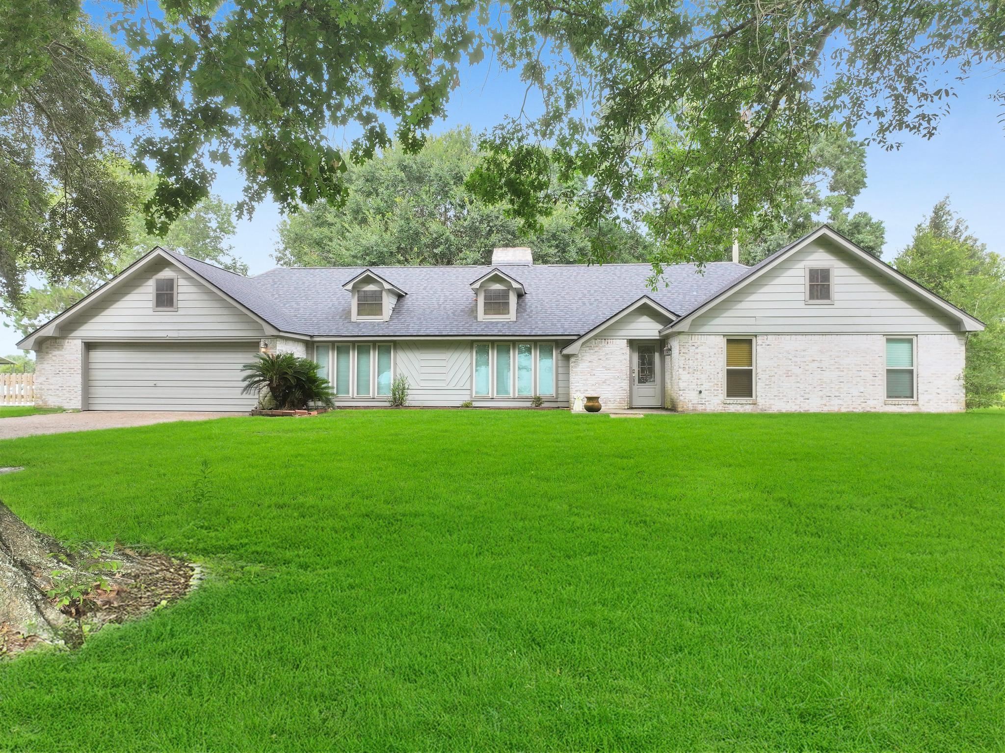 Residential in Winnie 4