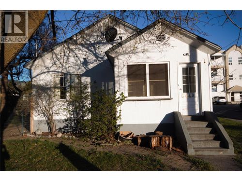 6449 Park Drive, Oliver, BC, V0H1T3 | Card Image