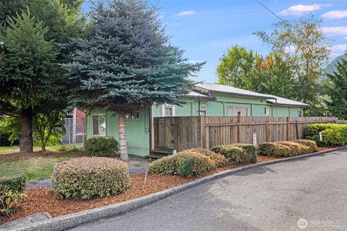 173 Division Ave, Morton, WA, 98356-9300 | Card Image