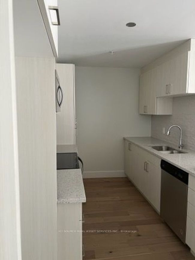 102 - 4578 Huron Church Line Rd, Condo with 2 bedrooms, 2 bathrooms and 1 parking in LaSalle ON | Image 8