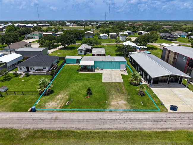 89 Carrie St, House other with 3 bedrooms, 1 bathrooms and null parking in Port O Connor TX | Image 19
