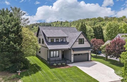 19 Fairway Falls Rd, Mills River, NC, 28759-3174 | Card Image