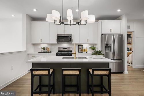 4753 Sully Point Ln, CHANTILLY, VA, 20151-1867 | Card Image