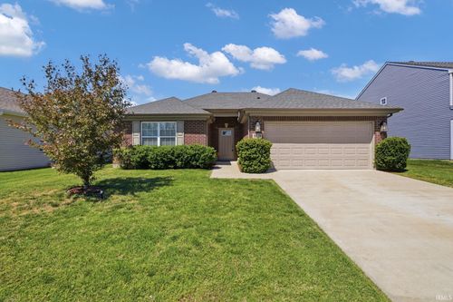 5020 Mustang Dr, Evansville, IN, 47715-6757 | Card Image