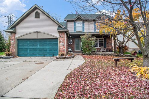 23840 Brentwood Dr, Brownstown Twp, MI, 48183-3269 | Card Image