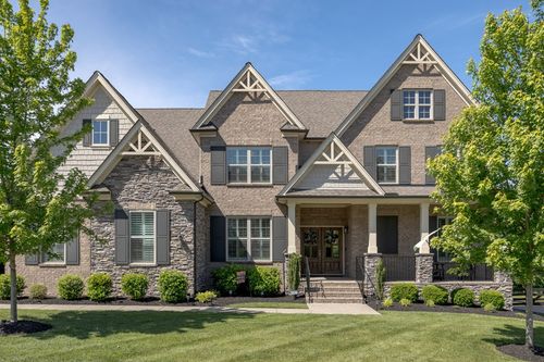 6681 Edgemore Dr, College Grove, TN, 37046-1471 | Card Image