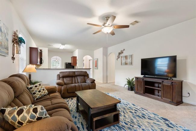 7551 Fettle Ln, House other with 3 bedrooms, 2 bathrooms and 2 parking in Conroe TX | Image 17