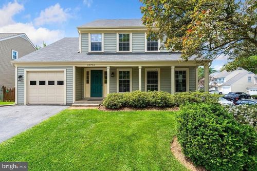 20704 Burnt Woods Dr, GERMANTOWN, MD, 20874-3923 | Card Image