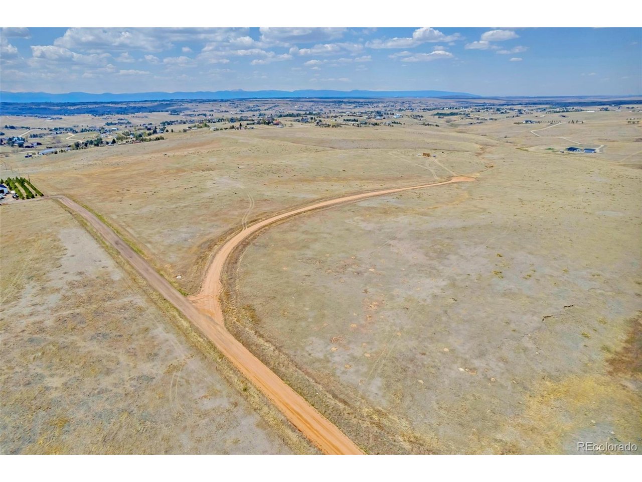 Land in Elizabeth