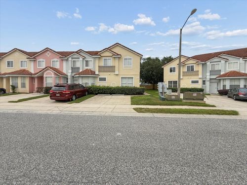 1302 S Beach Cir, KISSIMMEE, FL, 34746-6748 | Card Image