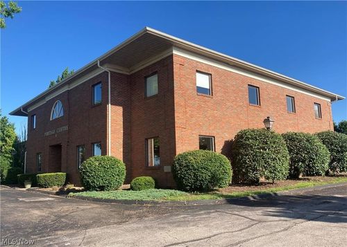 2098 Portage Rd, Wooster, OH, 44691-1994 | Card Image