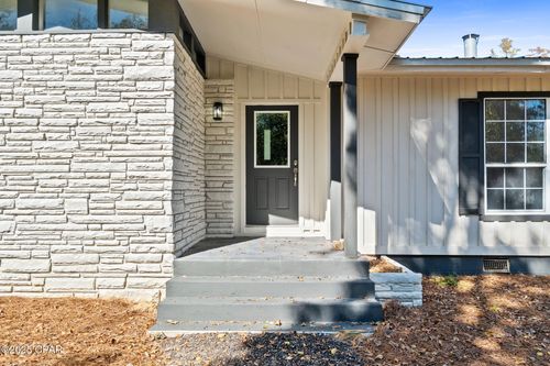 364 Lister Dr, Wewahitchka, FL, 32465-5649 | Card Image