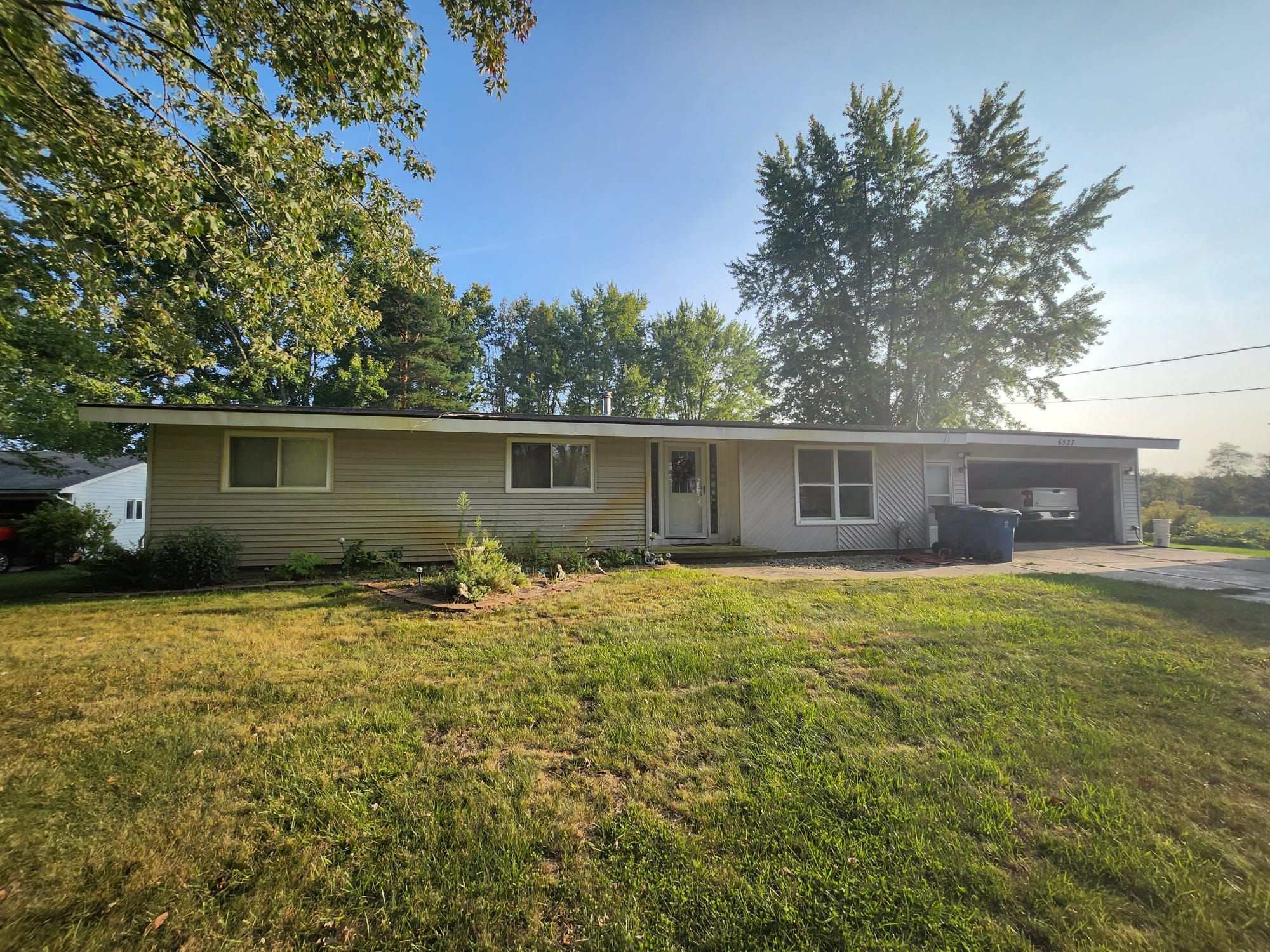 Grand Blanc Rd, Swartz Creek, MI 48473