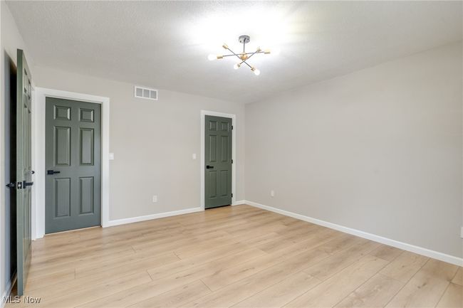 9 - 30673 Cambridge Ct E, Condo with 3 bedrooms, 2 bathrooms and null parking in Bay Village OH | Image 22