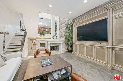 unit-4-2408 34th St, Santa Monica, CA, 90405-2139 | Card Image
