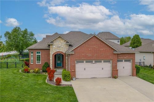 1230 Austin Ct, Warrensburg, MO, 64093-7865 | Card Image