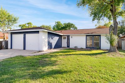 5907 Mc Ivey Way, House other with 3 bedrooms, 2 bathrooms and null parking in San Antonio TX | Image 2