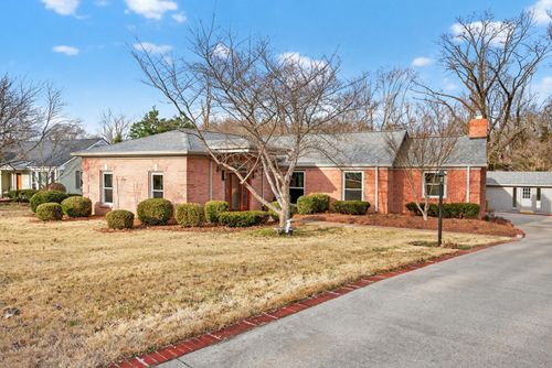 247 Cherokee Trl, Clarksville, TN, 37043-4505 | Card Image