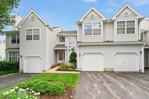 45 Weatherhill Rd, Hamburg, NJ, 07419-1031 | Card Image