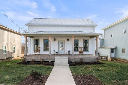 145 E Main St, Kirkersville, OH, 43033-7515 | Card Image