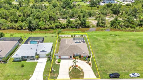 2518 Mauritania Rd, Punta Gorda, FL, 33983-8677 | Card Image
