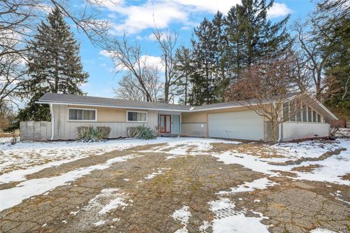 22920 Timberline Dr, Southfield, MI, 48033-3442 | Card Image