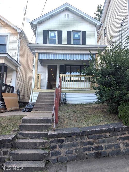 911 May St, East Liverpool, OH, 43920-2459 | Card Image