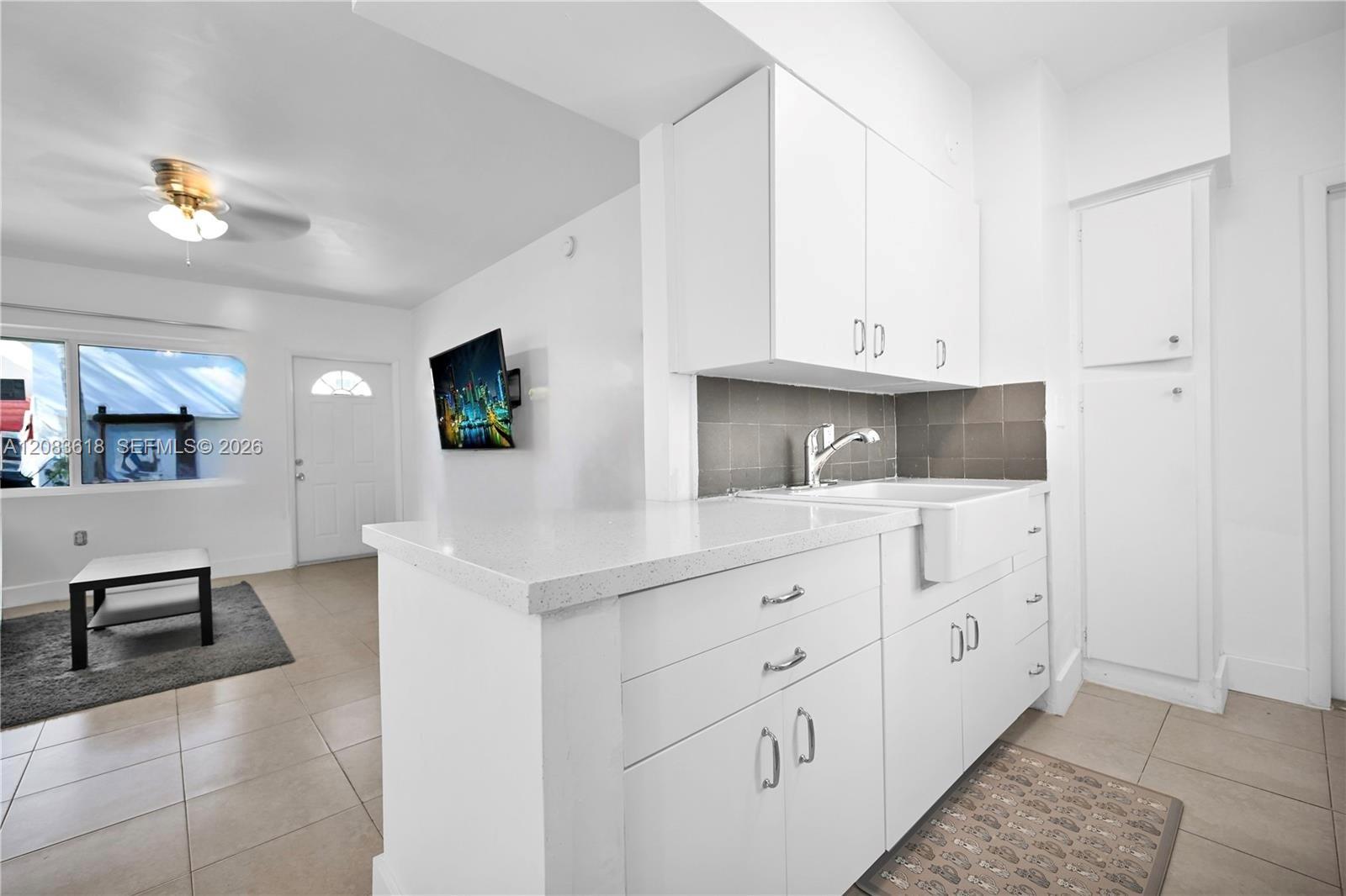 Residential Lease in Miami Beach 4