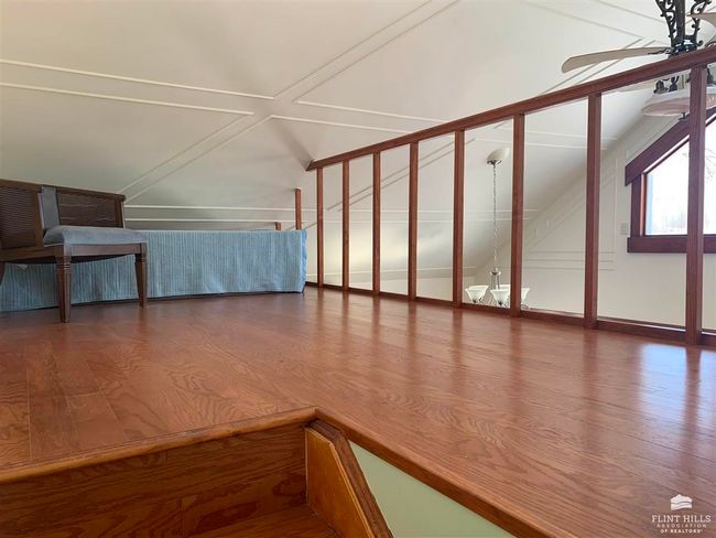 708 S Cedar St, House other with 3 bedrooms, 3 bathrooms and null parking in Abilene KS | Image 43