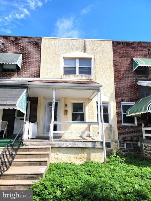 2705 S Darien St, PHILADELPHIA, PA, 19148-5001 | Card Image