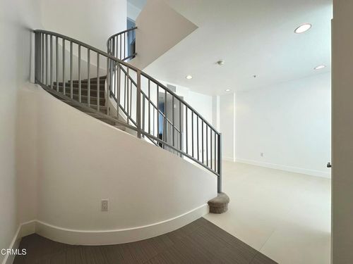 3n-88 E Bay State St, Alhambra, CA, 91801-6824 | Card Image