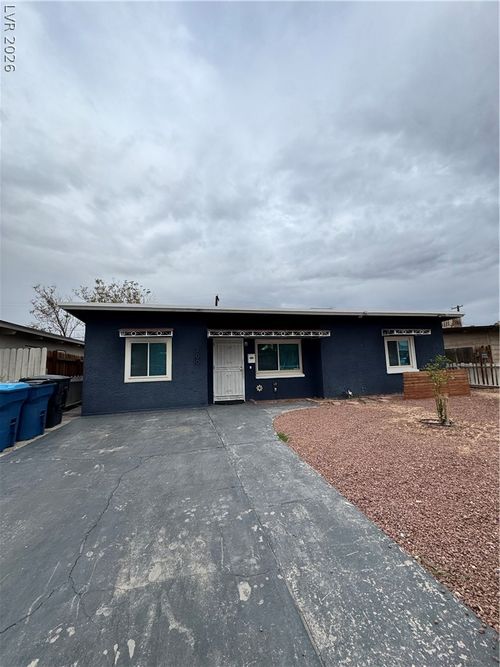 700 Stanford St, Las Vegas, NV, 89107-1858 | Card Image